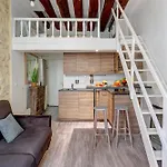 Apartment Near Place Des Vosges